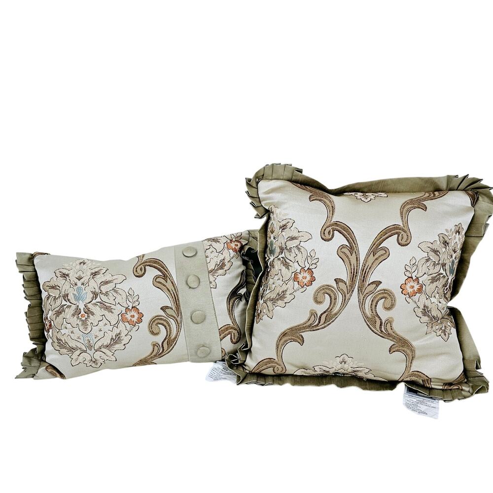 2 Chic Home Design Europe Jacquard Floral Accent Pillows Beige Hypoallergenic